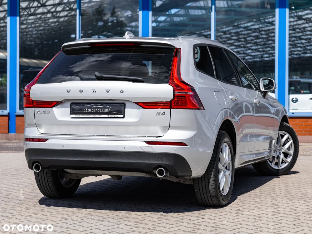Volvo XC 60 B4 D Geartronic Momentum - 5