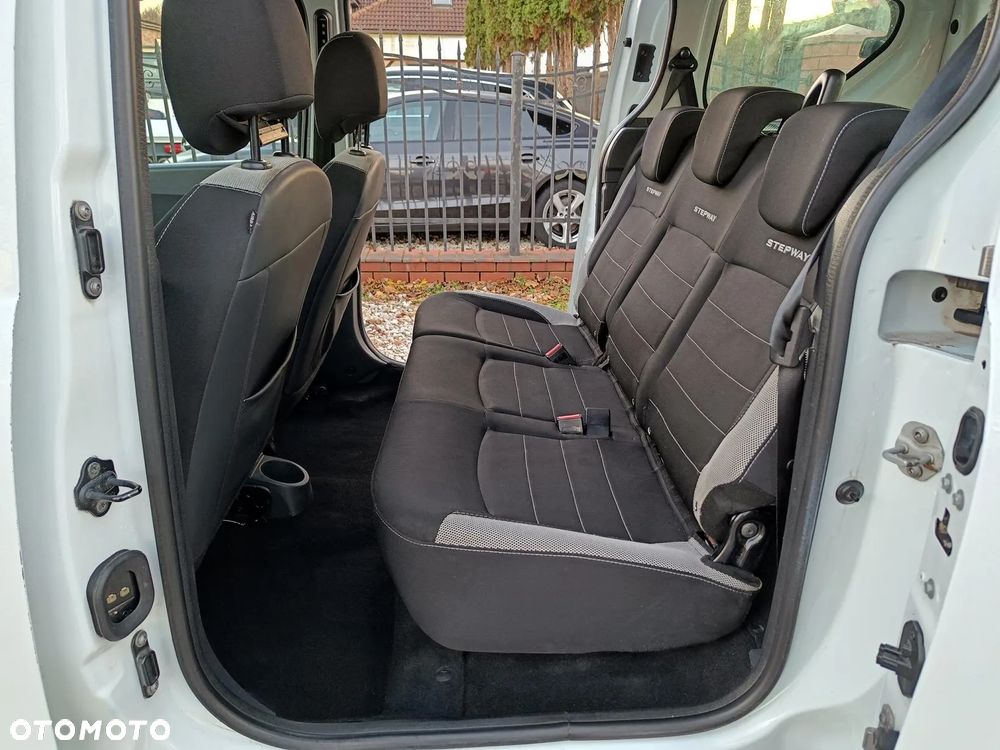 Dacia Dokker 1.6 SCe Stepway - 26