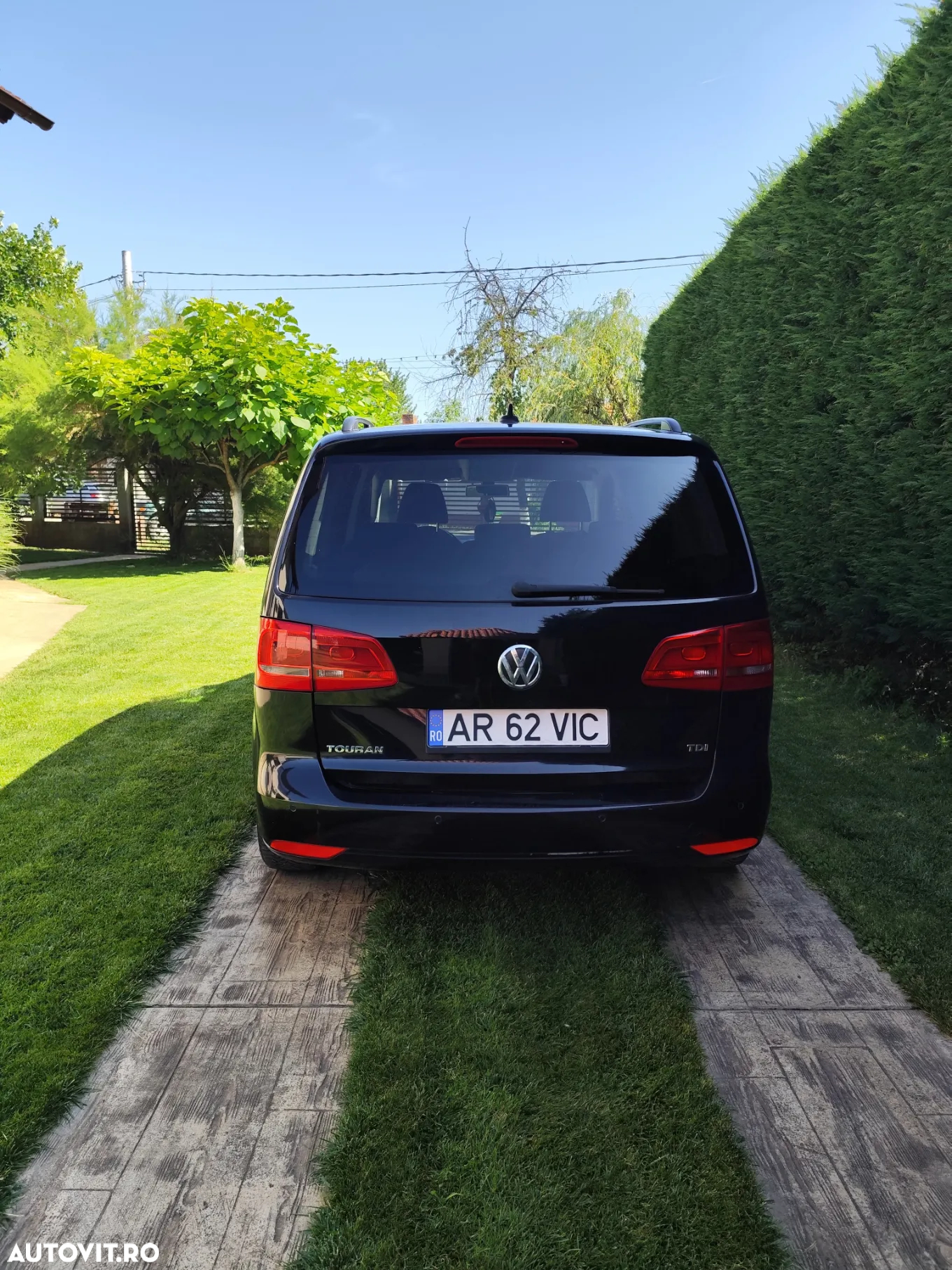Volkswagen Touran Cross 1.6 TDI DSG - 8