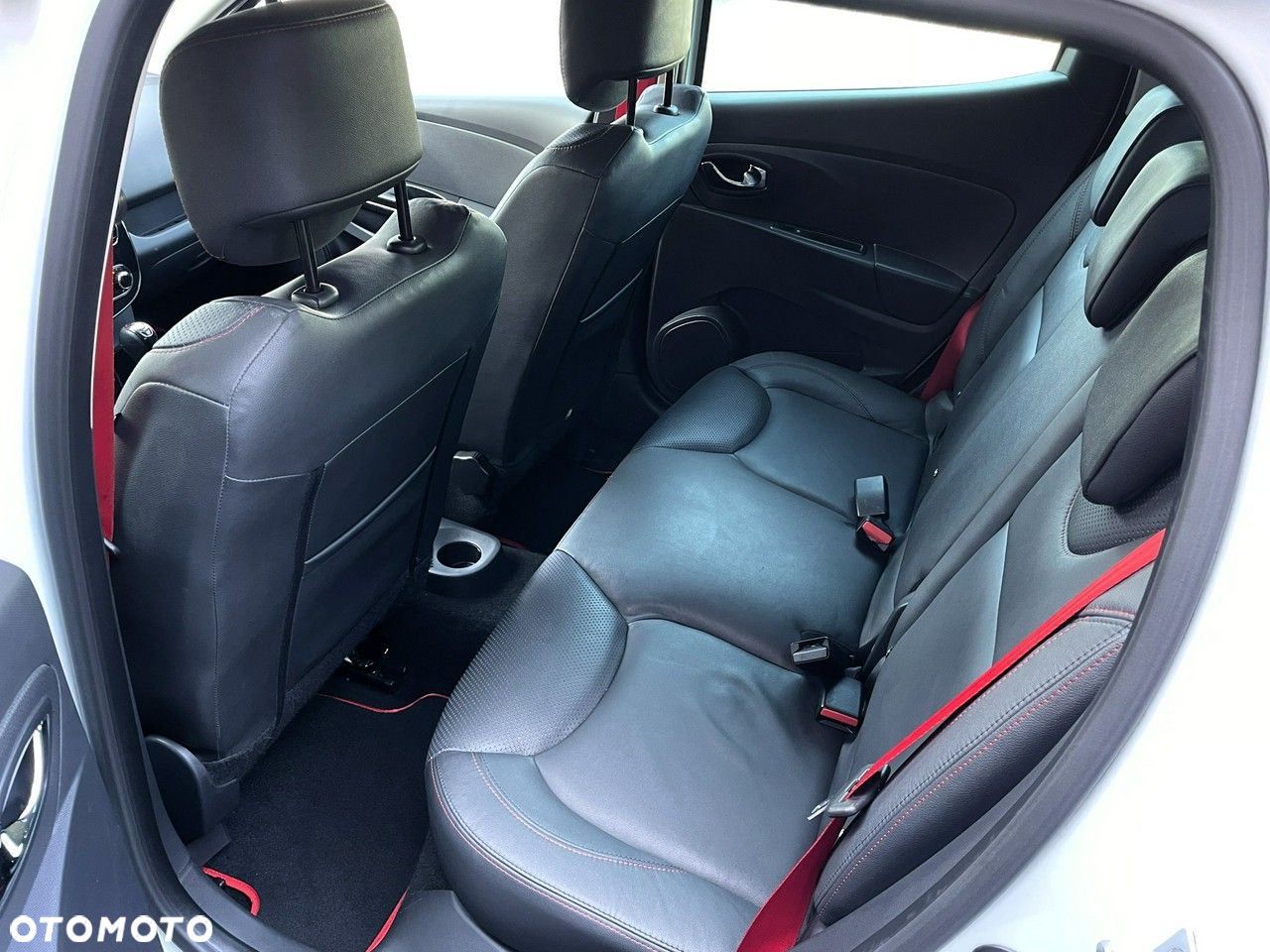 Renault Clio 1.6 R.S 200 EDC - 25