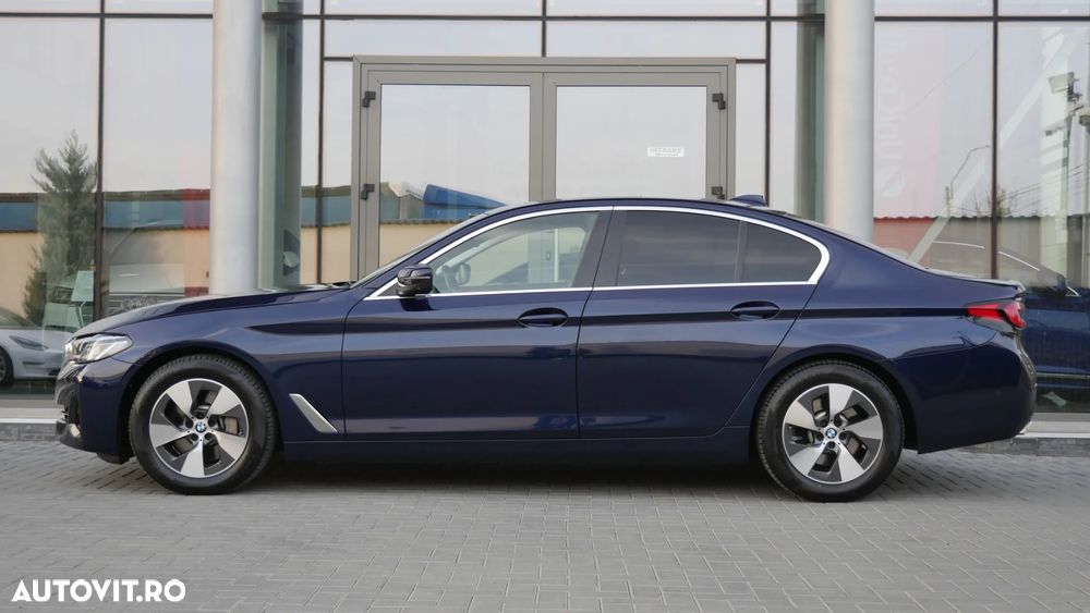 BMW Seria 5 530i xDrive AT - 8