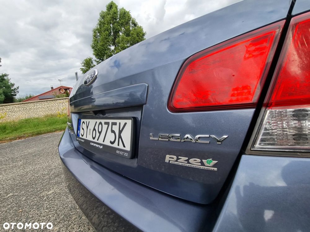 Subaru Legacy - 11