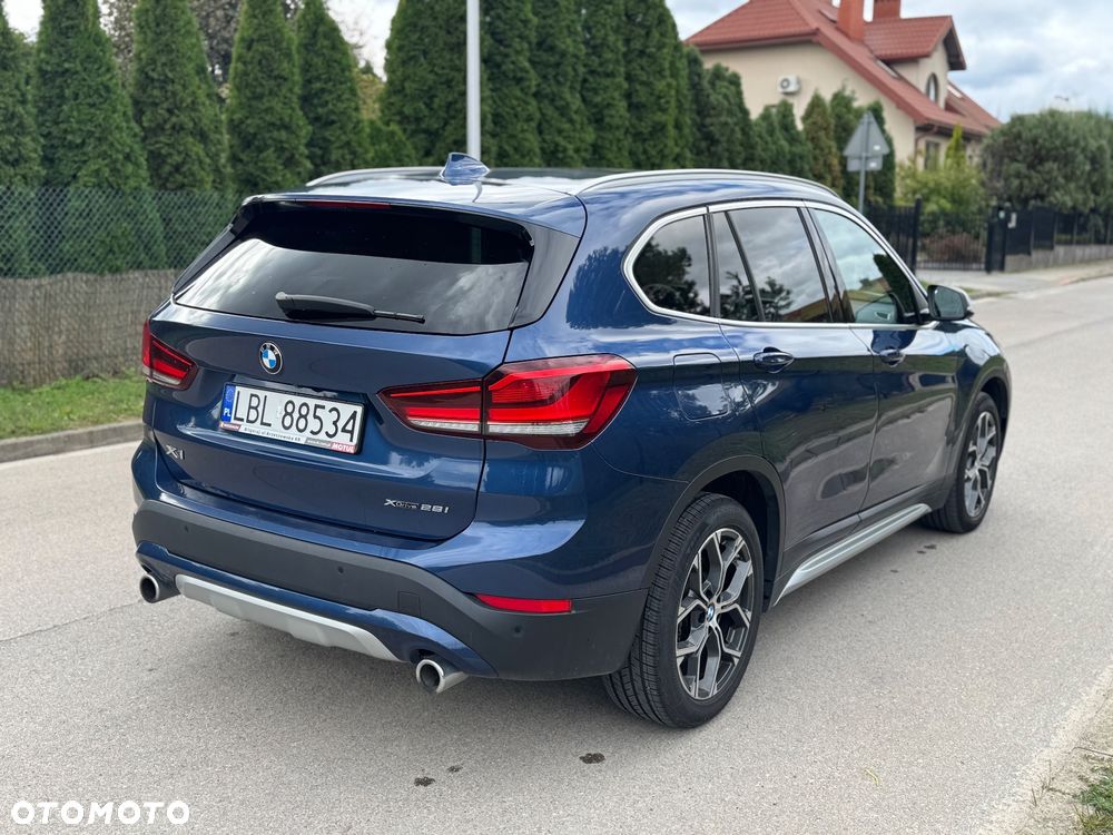 BMW X1 xDrive25i xLine - 5