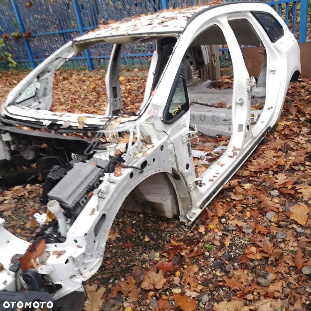 OPEL ASTRA J KAROSERIA BŁOTNIK SZYBA - 24