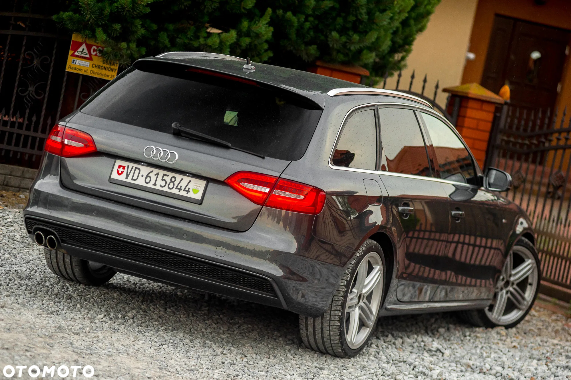 Audi A4 Avant 2.0 TDI DPF multitronic S line Sportpaket - 12