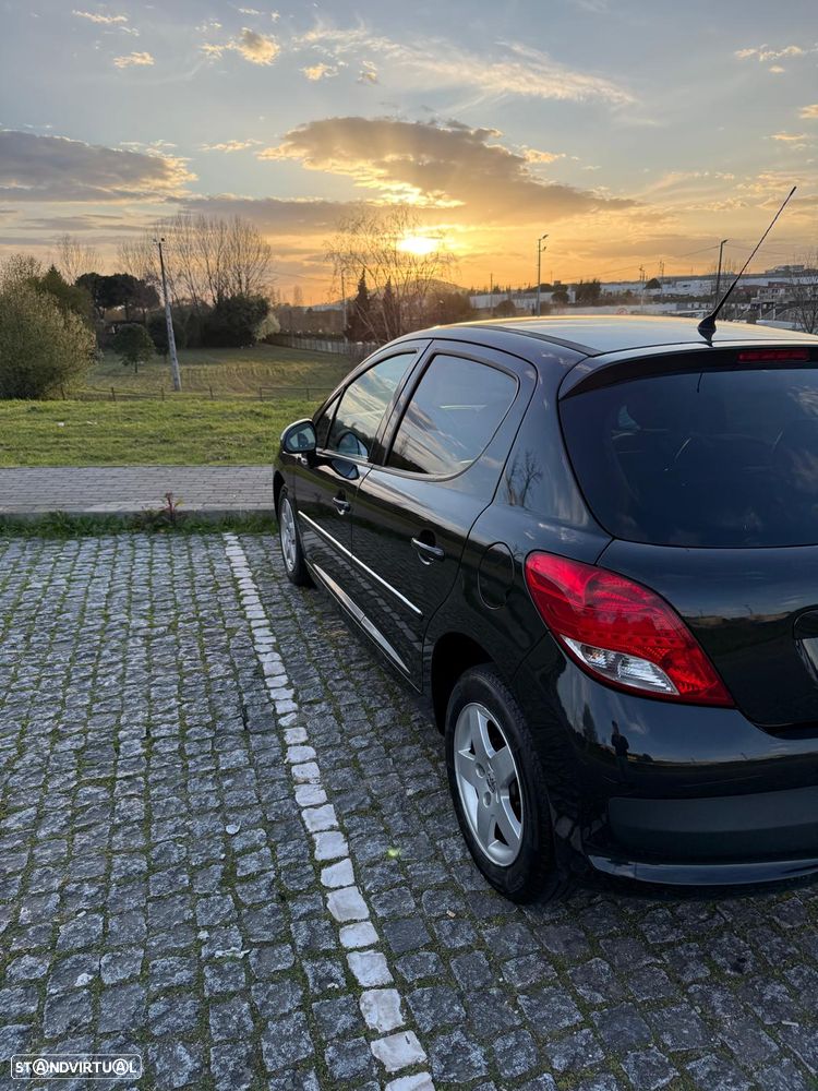 Peugeot 207 1.4 VTi Allure - 7