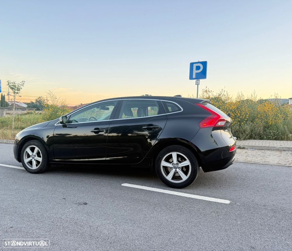 Volvo V40 1.6 D2 Eco Momentum - 4