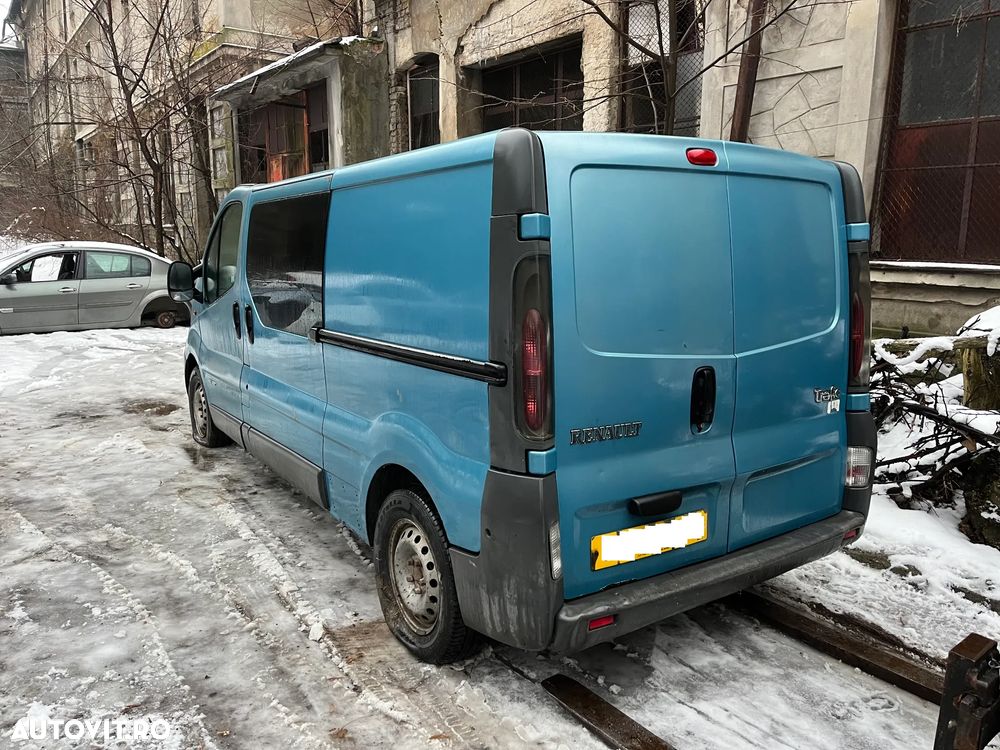 Dezmembrez Renault Trafic 2003 2.0 diesel albastru bleo - 4