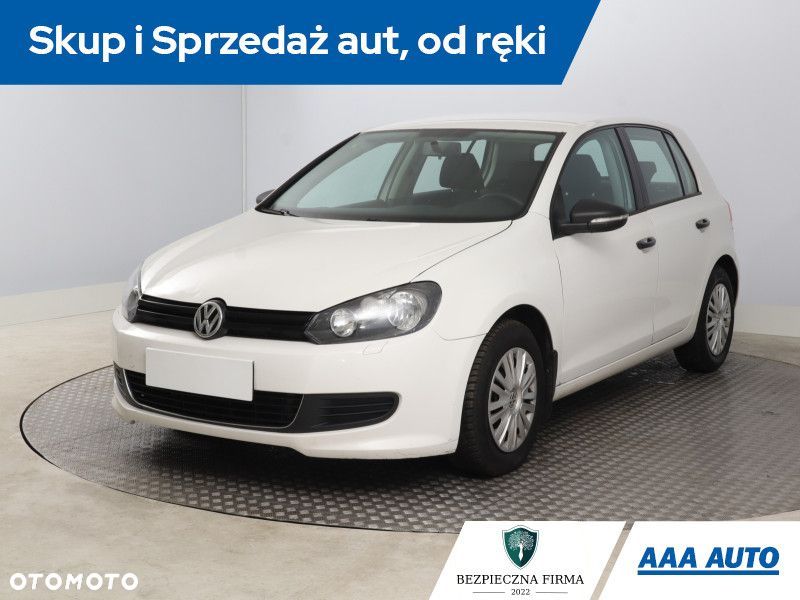 Volkswagen Golf - 3