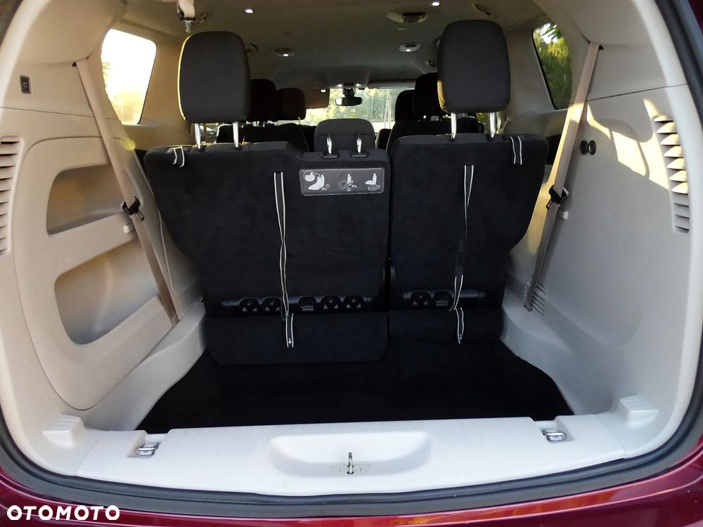 Chrysler Pacifica - 17