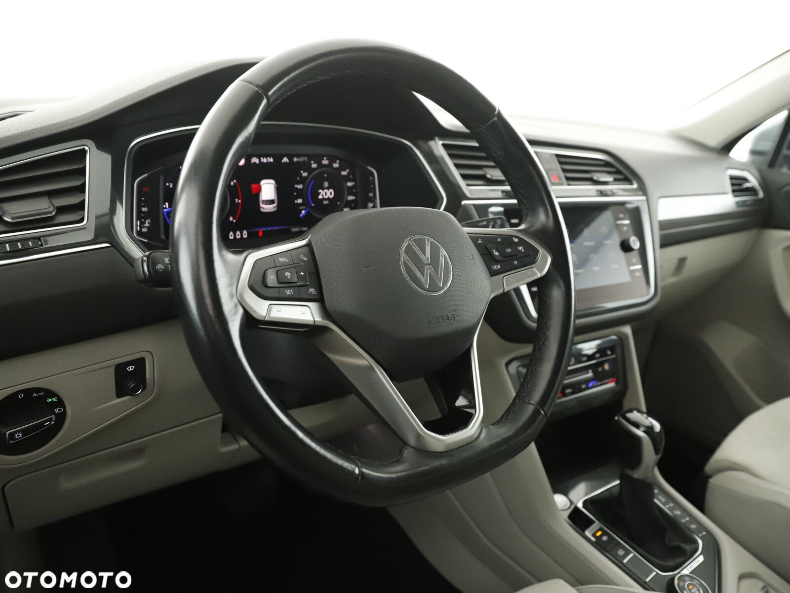 Volkswagen Tiguan 2.0 TSI 4Mot Elegance DSG - 10