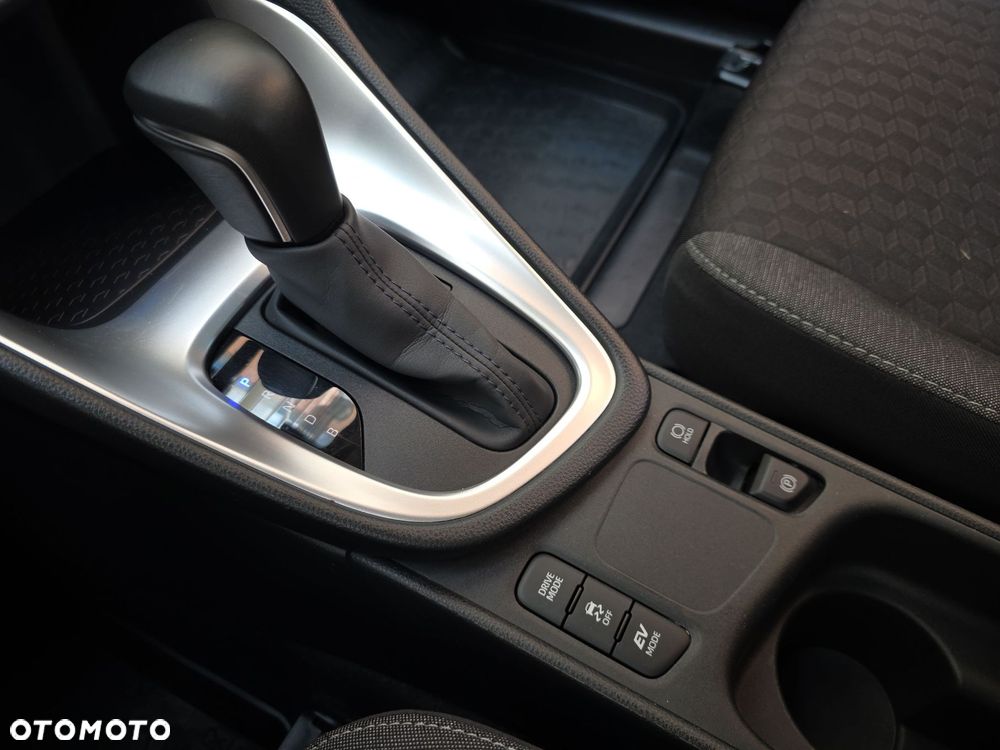 Toyota Yaris Hybrid 1.5 Comfort - 23