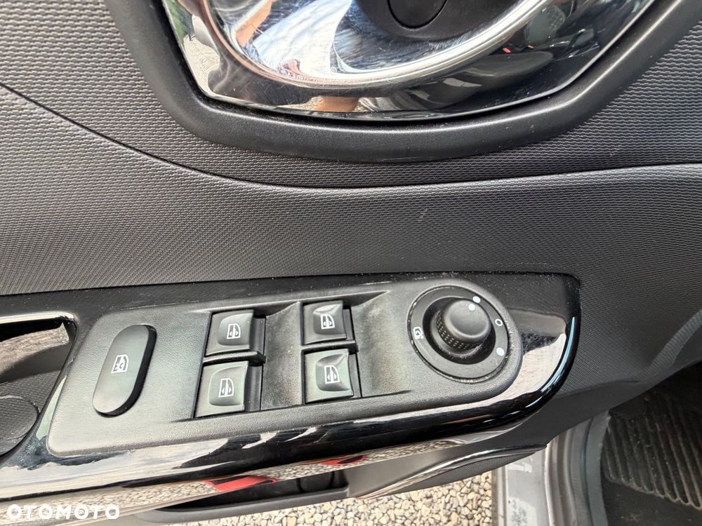 Renault Captur (ENERGY) dCi 90 LIMITED - 18