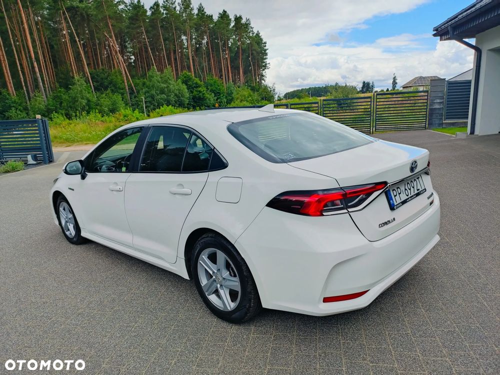 Toyota Corolla 1.8 Hybrid Active - 10