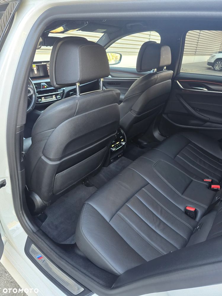 BMW Seria 5 520d xDrive MHEV M Sport sport - 15