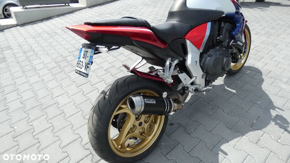 Honda CB - 8