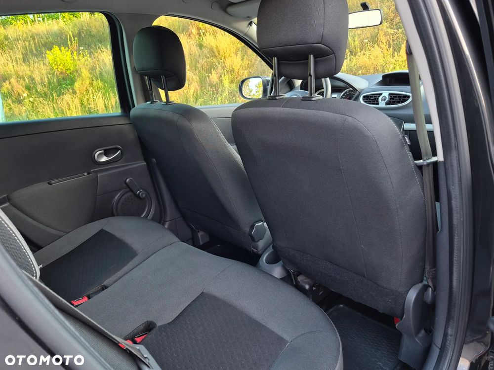 Renault Clio 1.2 16V Dynamique - 18