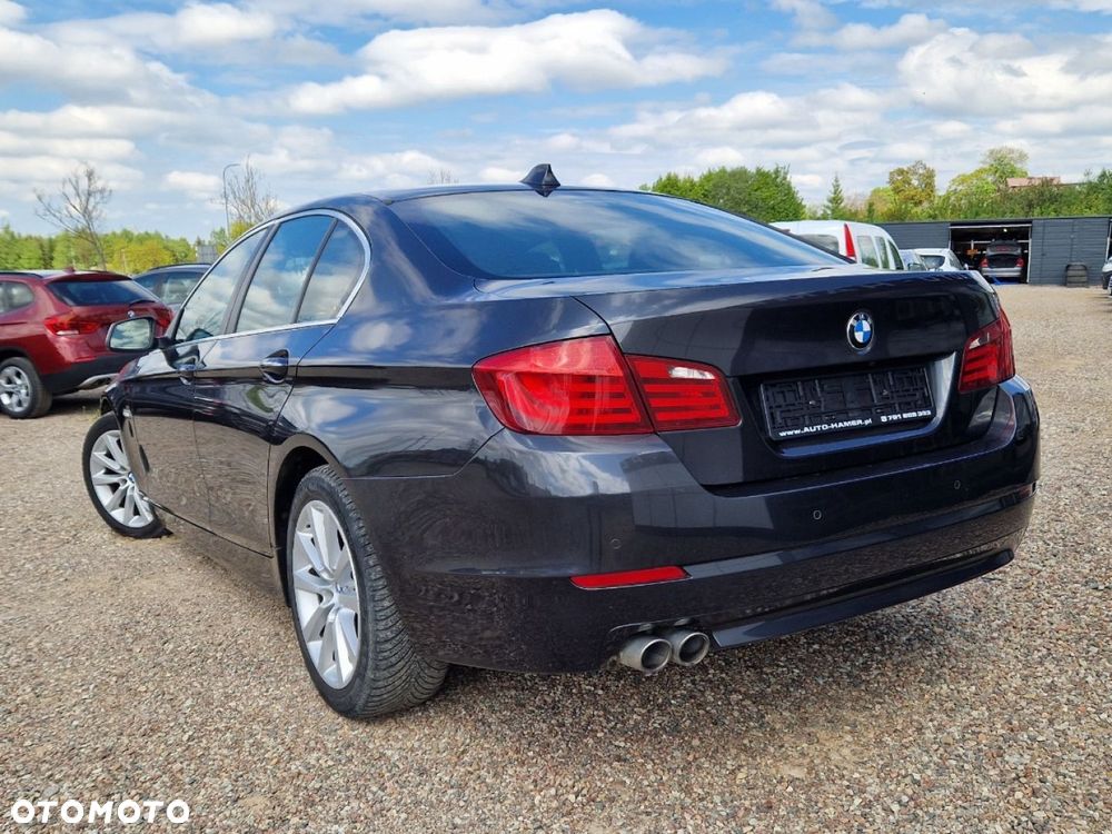 BMW Seria 5 520d Luxury Line - 33