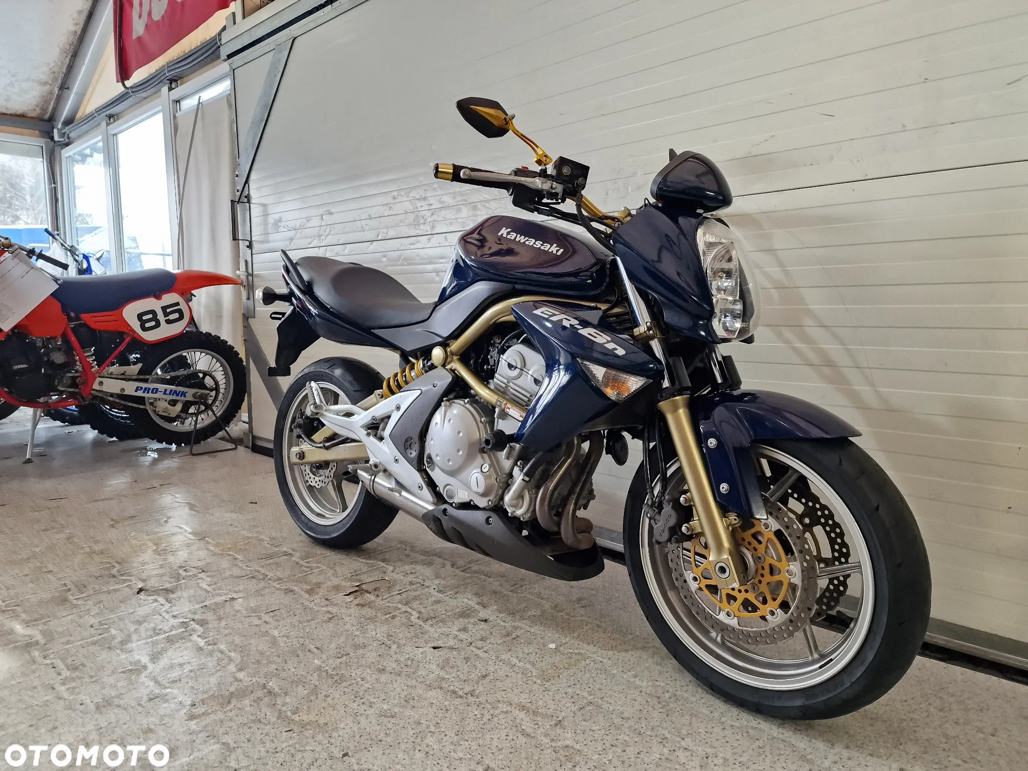 Kawasaki ER - 4