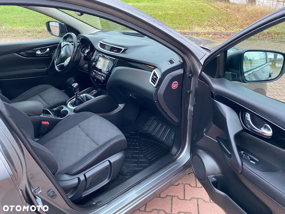 Nissan Qashqai 1.6 DIG-T 360 - 9