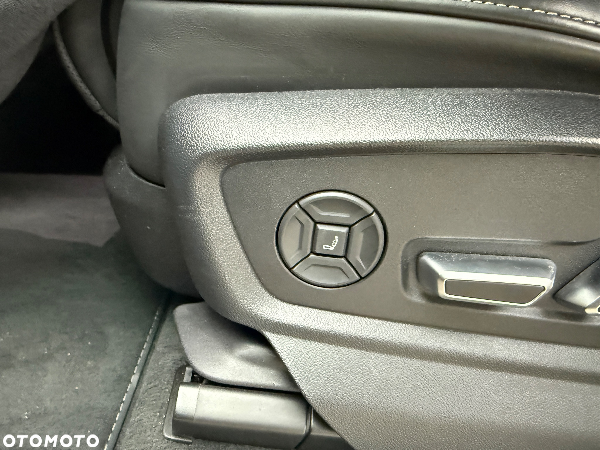 Audi SQ8 TFSI quattro tiptronic competition plus - 20