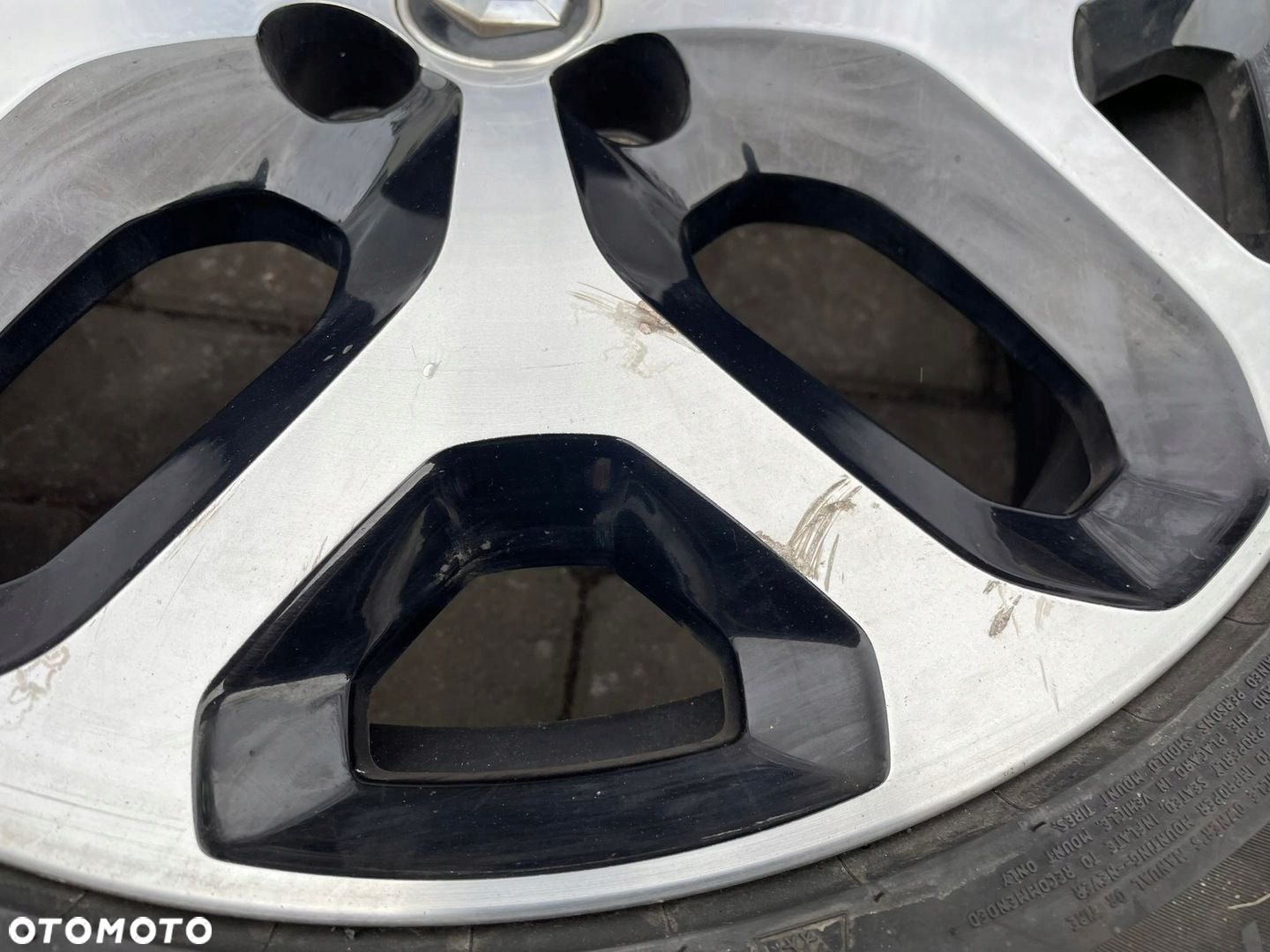RENAULT KOŁA FELGI ALUFELGI R17 4x100 - 8
