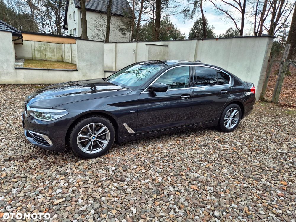 BMW Seria 5 520d xDrive Luxury Line - 3