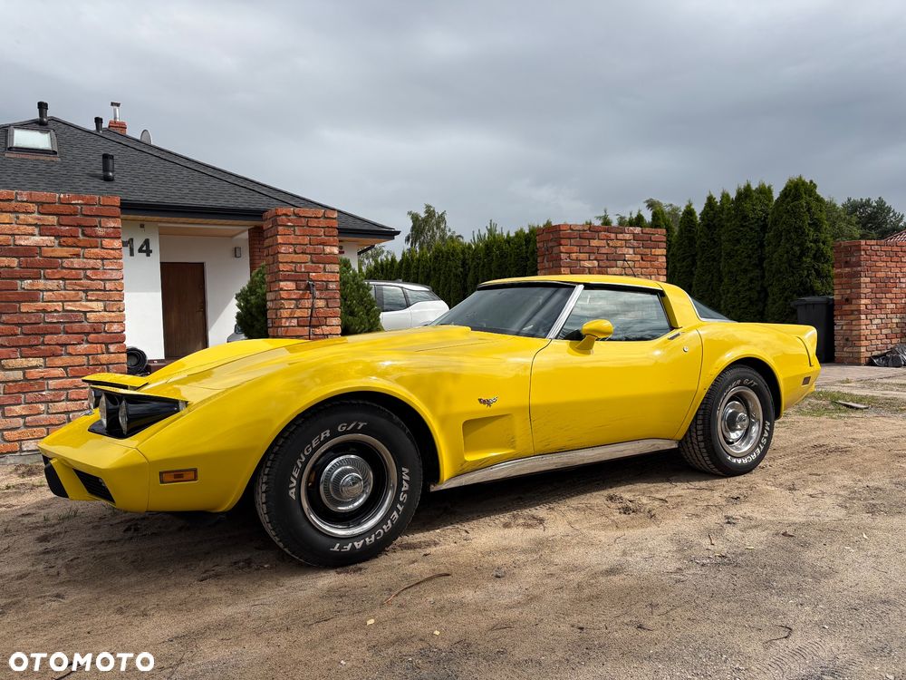 Chevrolet Corvette - 5