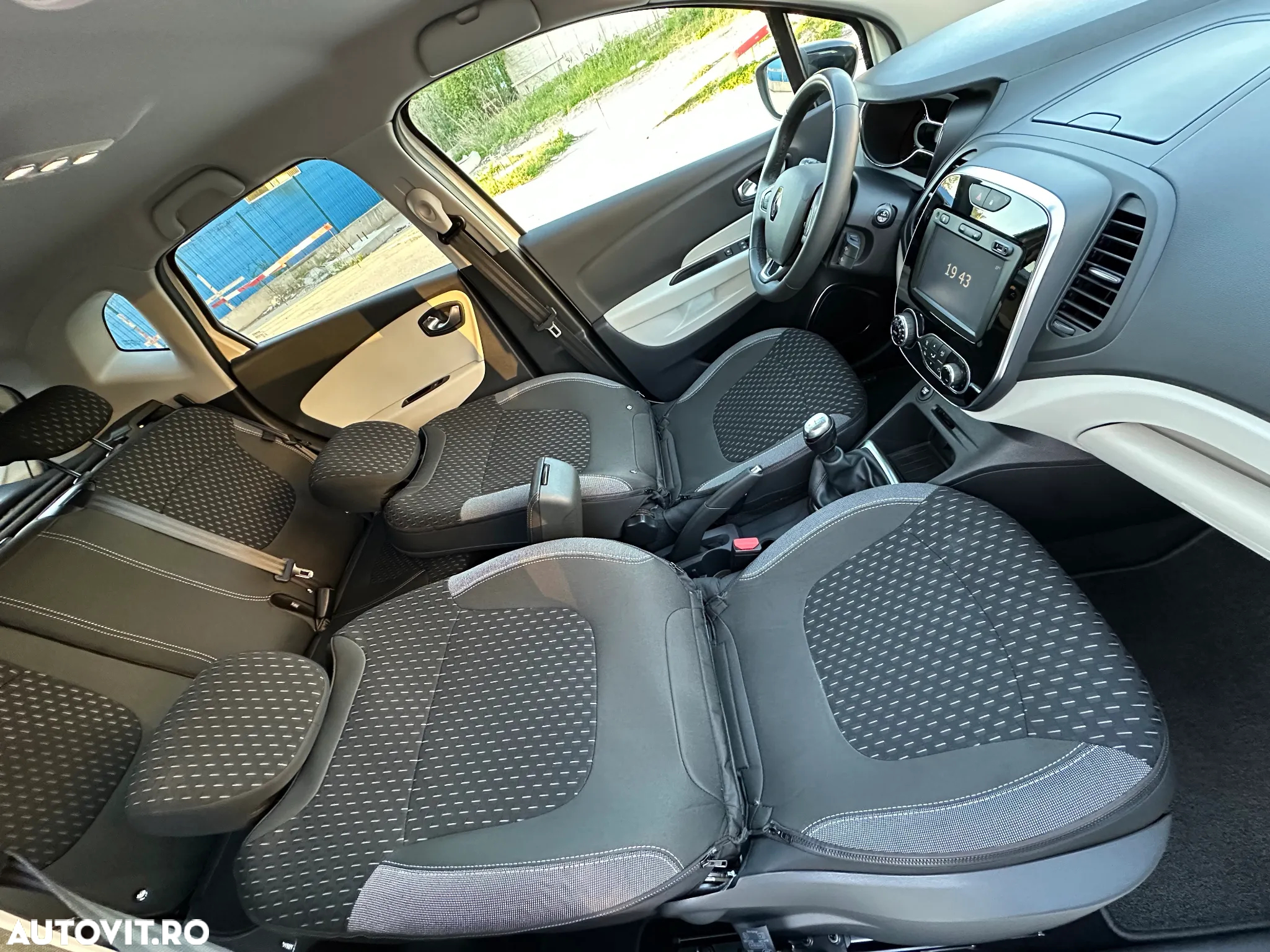 Renault Captur ENERGY TCe 90 Start&Stop Intens - 8