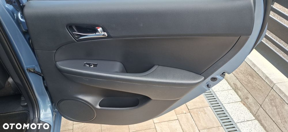 Hyundai i30 1.6 blue Comfort - 13