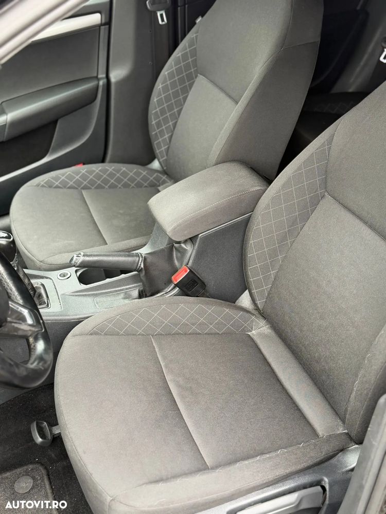 Skoda Octavia 1.6 TDI AMBITION - 9