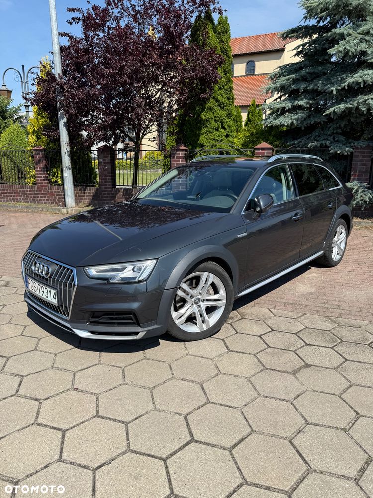 Audi A4 Allroad - 31