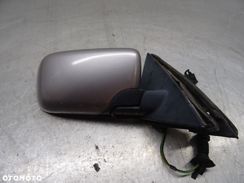BMW E39 KOMBI 95-00 2.5TDS LUSTERKO ZEWNĘTRZNE PRAWE 5 PIN - 4