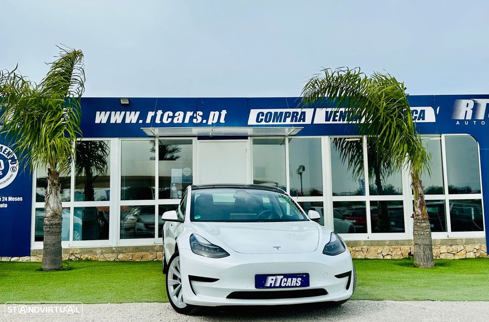 Tesla Model 3 Standard Range Plus RWD - 1