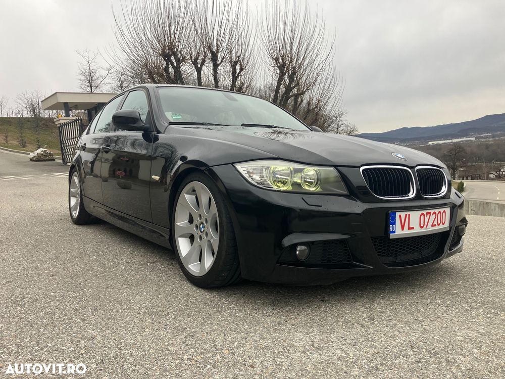 BMW Seria 3 318i - 25