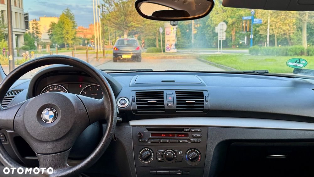 BMW Seria 1 116i - 34