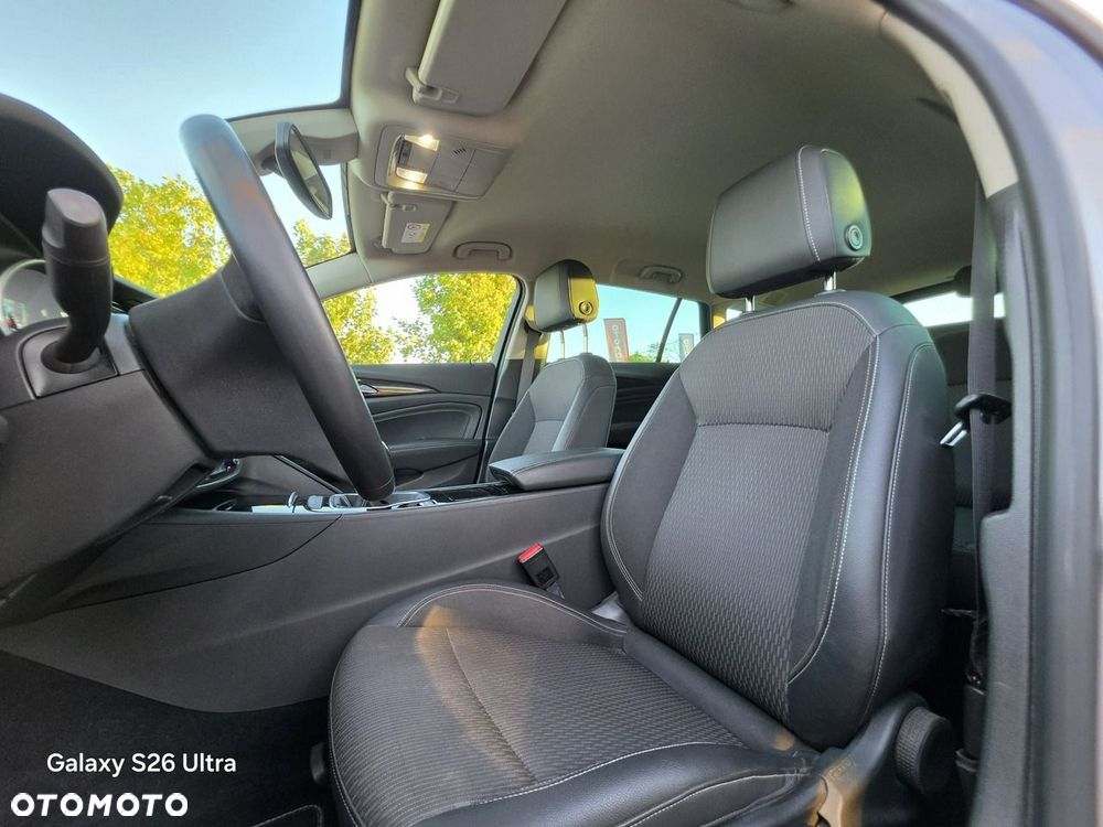 Opel Insignia - 27
