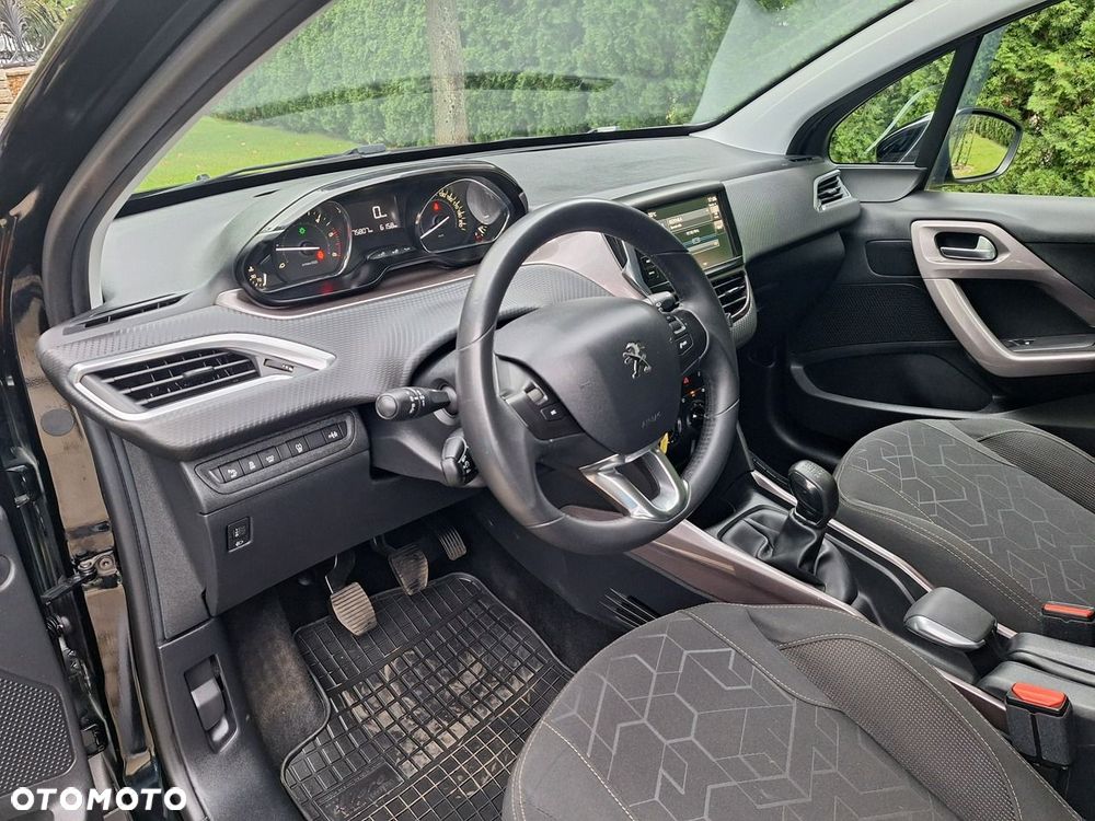 Peugeot 2008 1.6 e-HDi Active S&S - 8