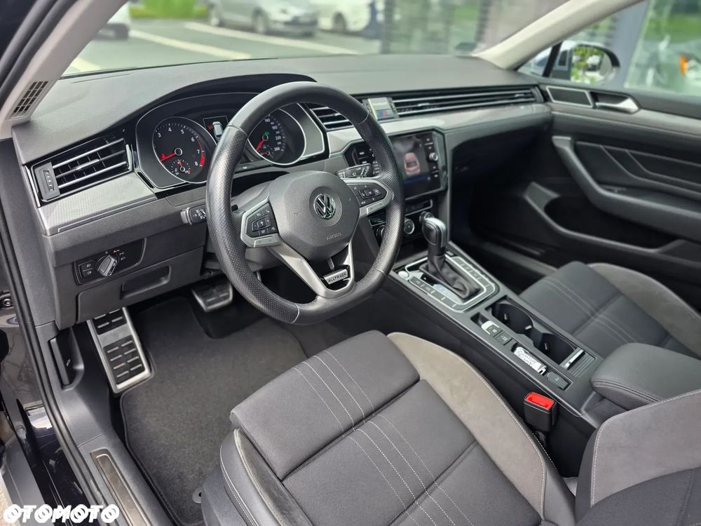 Volkswagen Passat Alltrack 2.0 TSI OPF 4 Motion DSG - 11