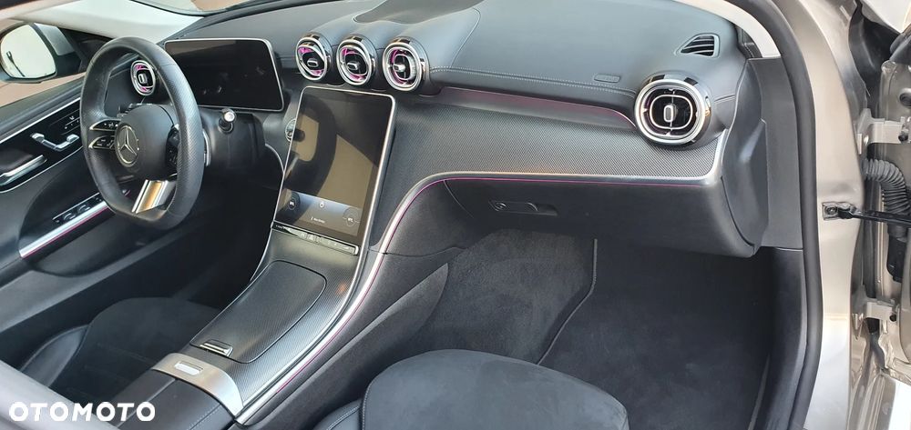 Mercedes-Benz Klasa C 200 mHEV 4-Matic AMG - 27