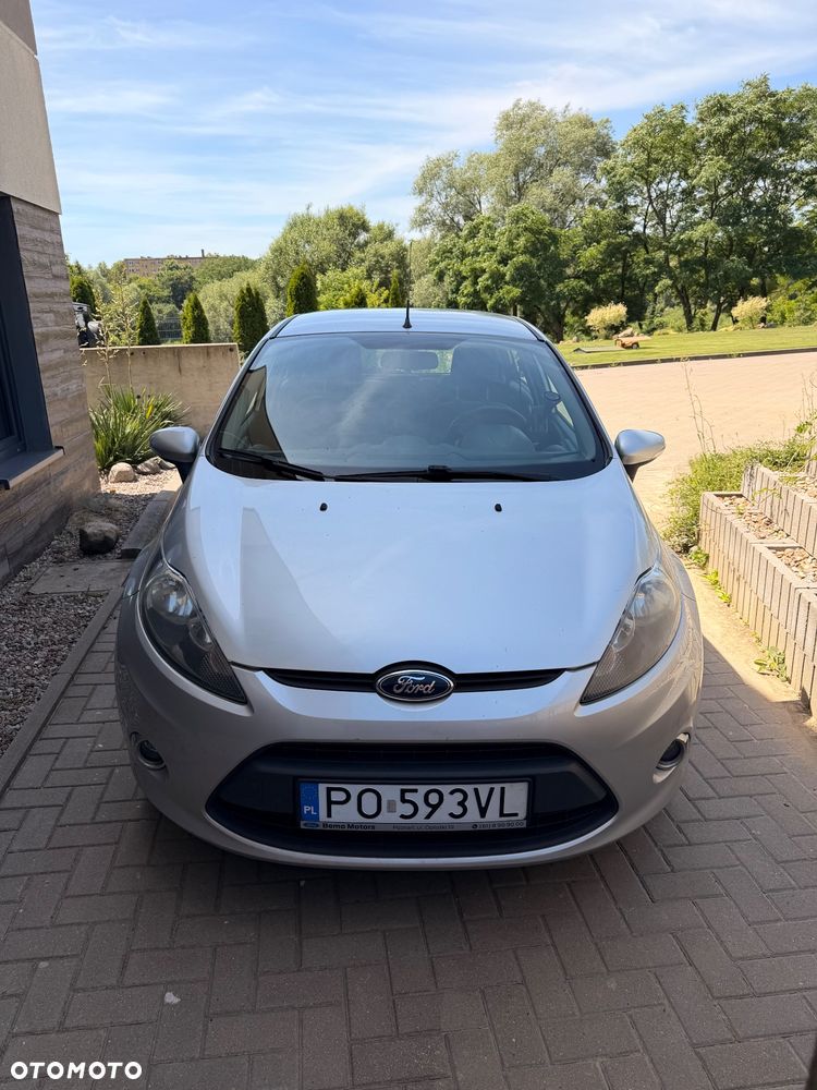 Ford Fiesta 1.25 Ambiente EU5 - 1