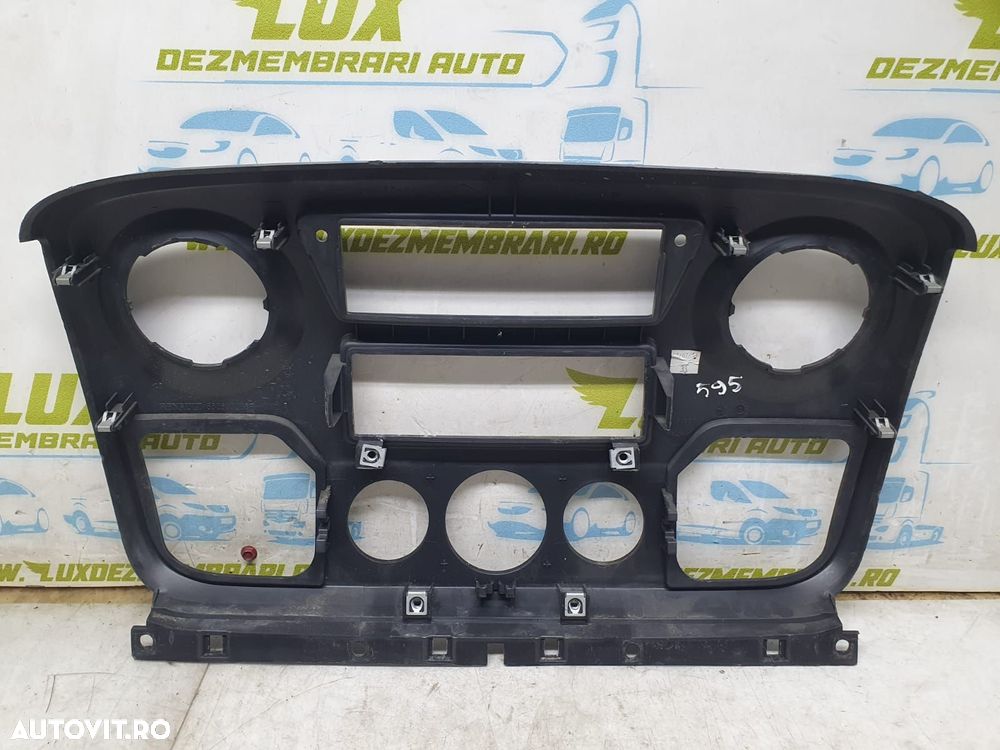 Grila centrala bord 682600025r Opel Movano B [2010 - 2014] - 2
