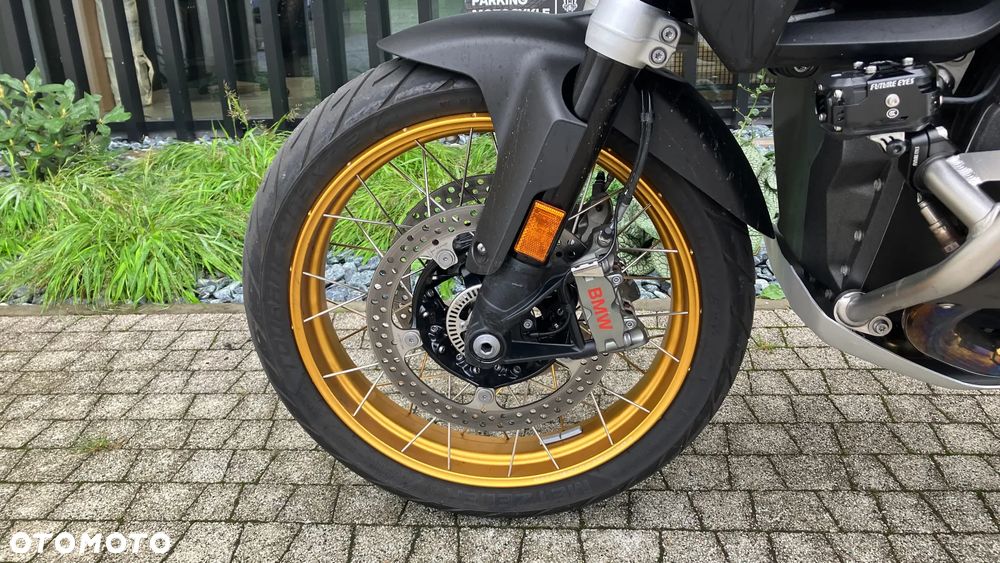 BMW Adventure - 9