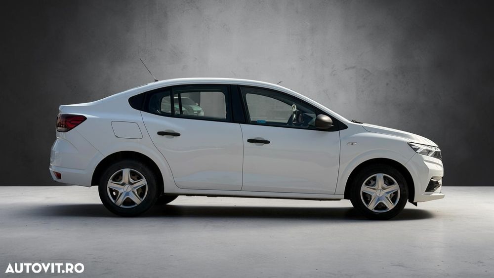 Dacia Logan TCe 90 Essential - 8
