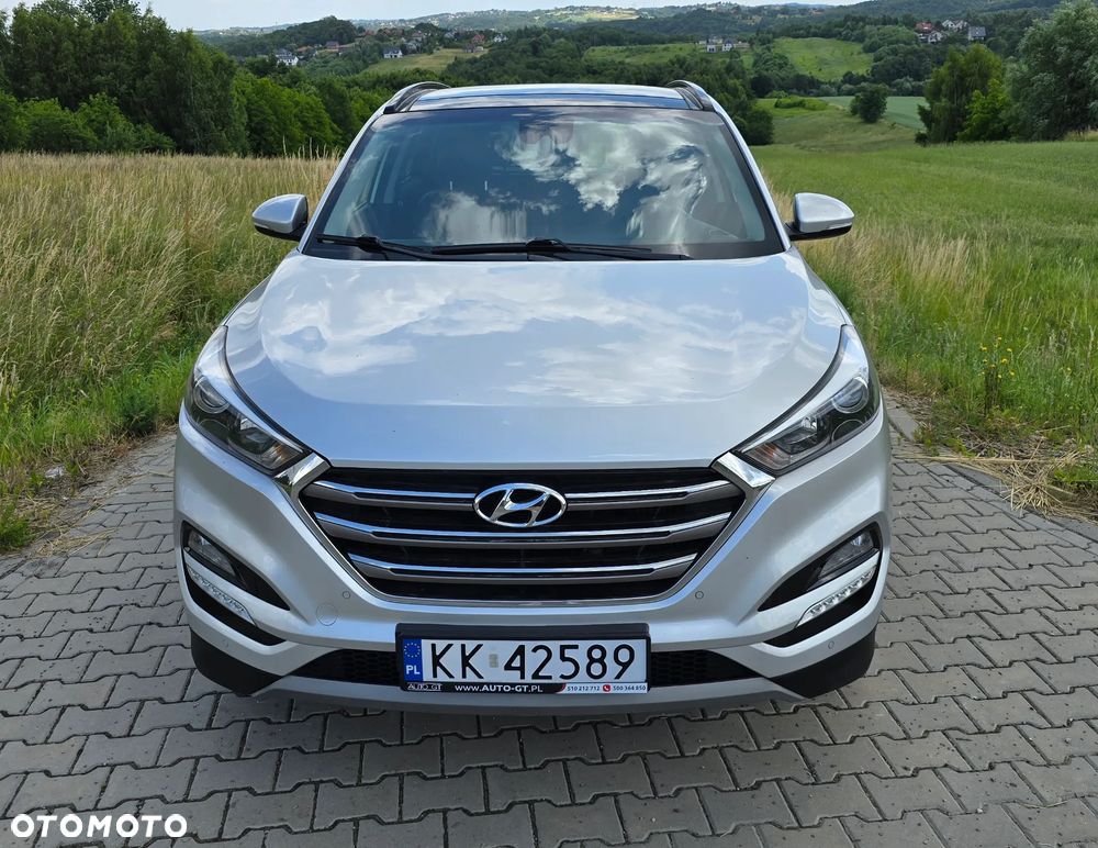 Hyundai Tucson 1.7 CRDI BlueDrive Style 2WD - 2