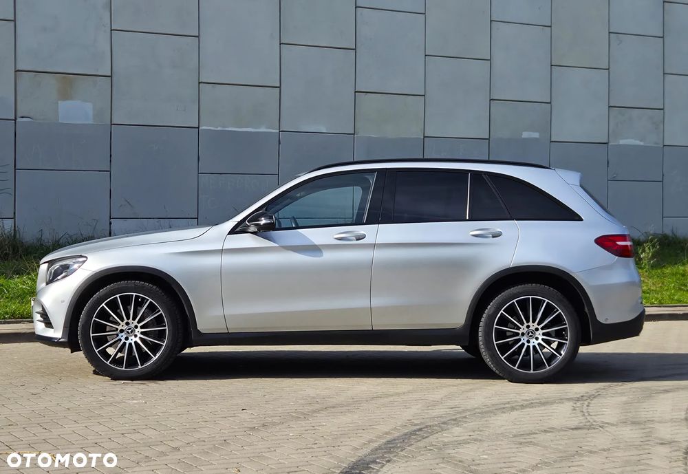 Mercedes-Benz GLC 250 4Matic 9G-TRONIC AMG Line - 3