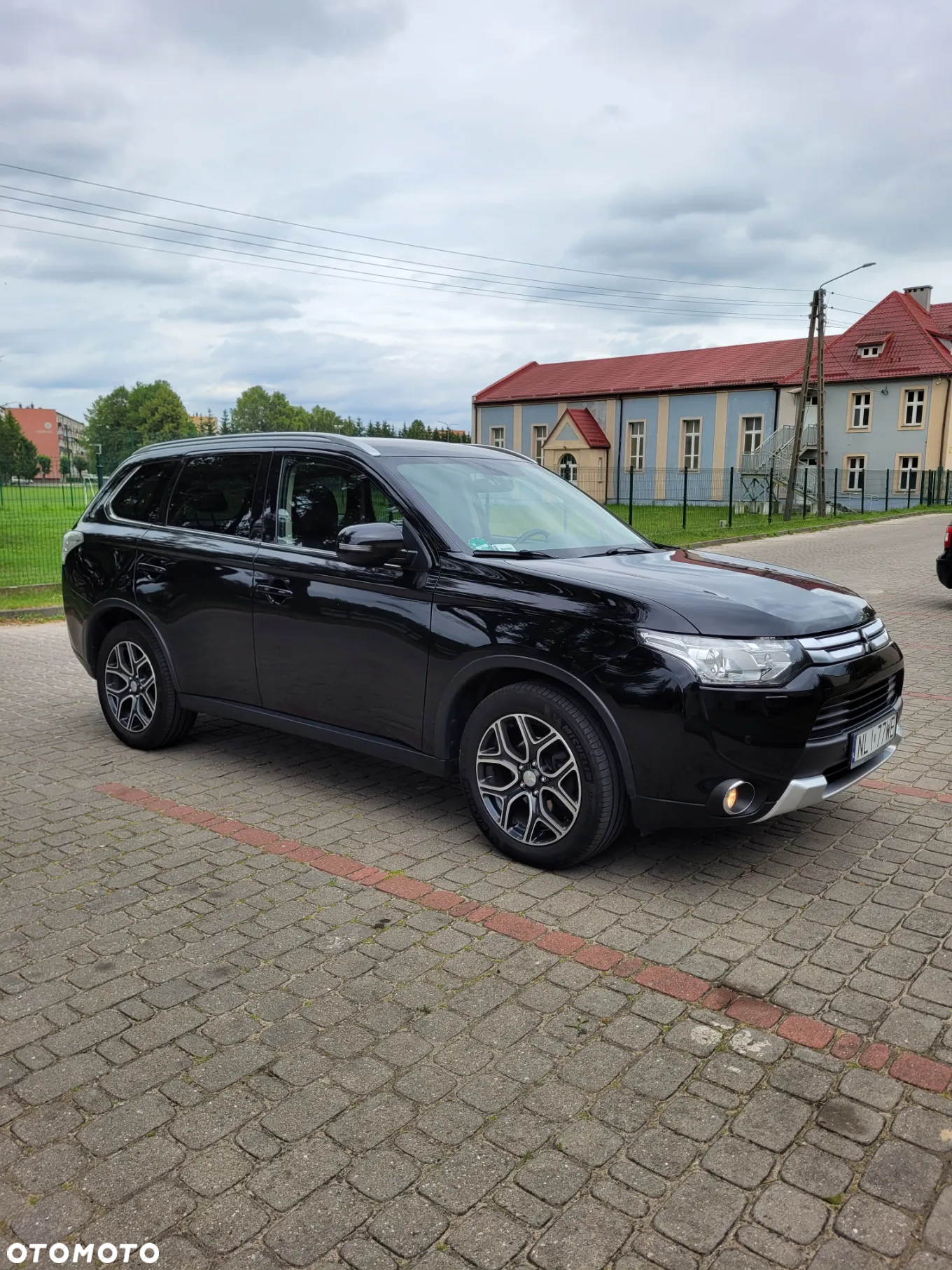 Mitsubishi Outlander 2.2 DID Intense - 3