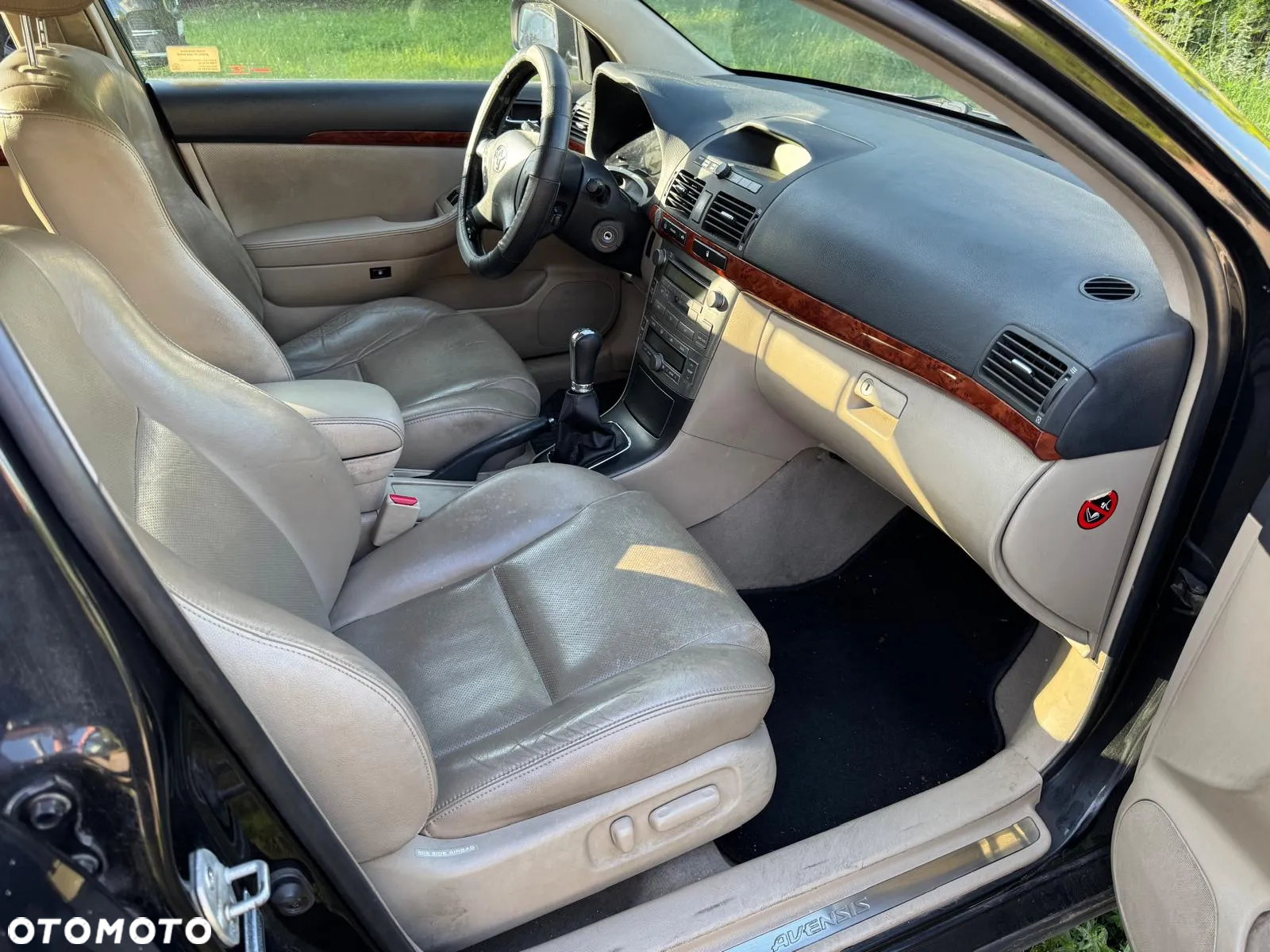 Toyota Avensis 2.0 D-4D Prestige - 4