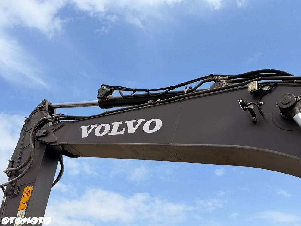 Volvo Ec220 - 17