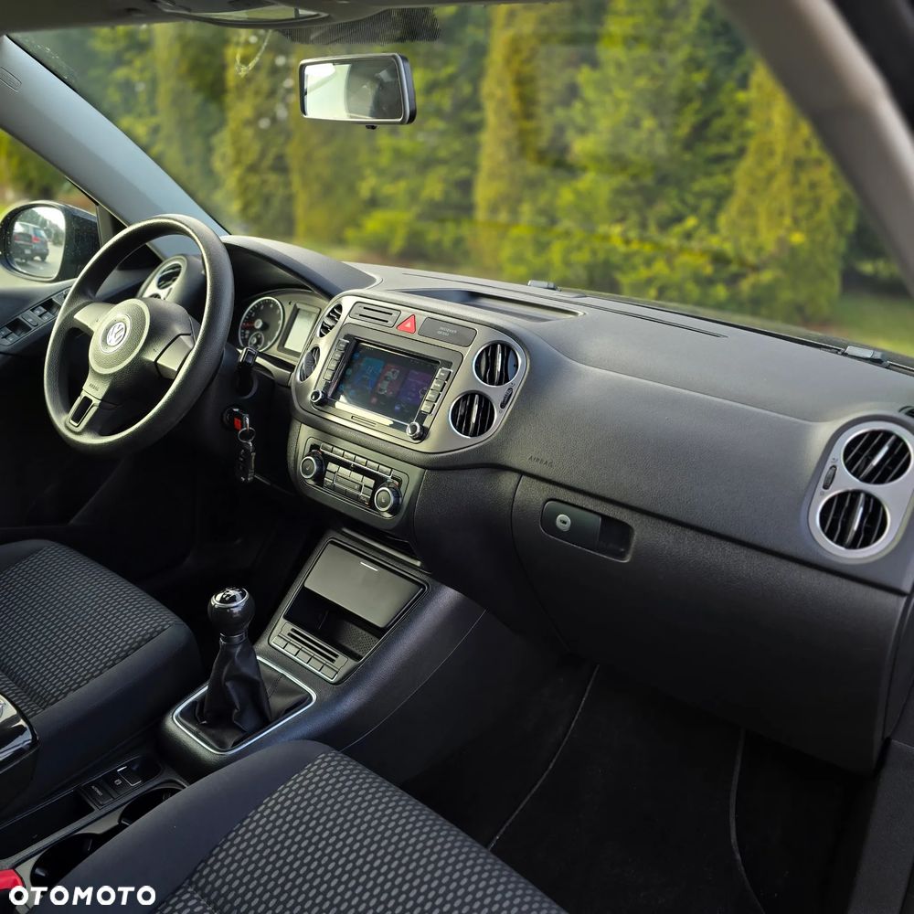Volkswagen Tiguan - 32